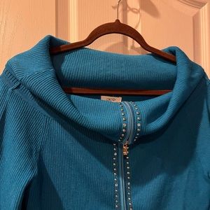 Cache cardigan Sweater embroidery with Swarovski crystals.SOLD